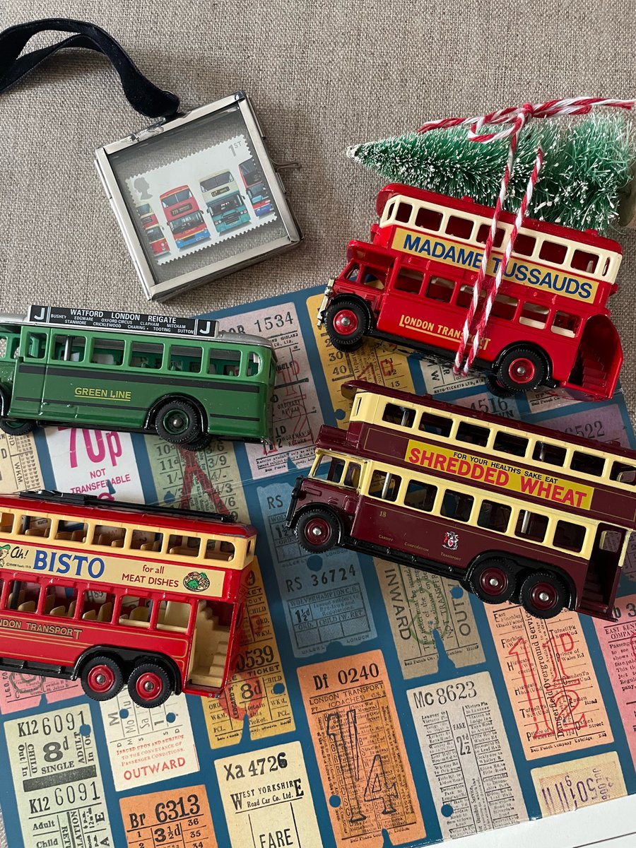 Vintage die cast RED BUS (madame Tussauds) die cast CHRISTMAS decoration