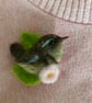 Needle felted bird lovers brooch - Image 2