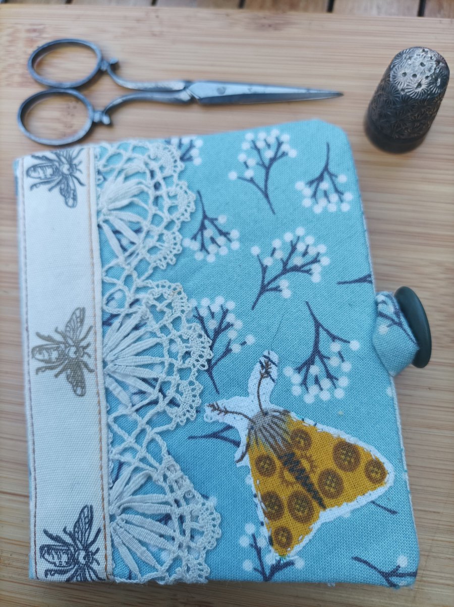 Needlecase and pin cushion 