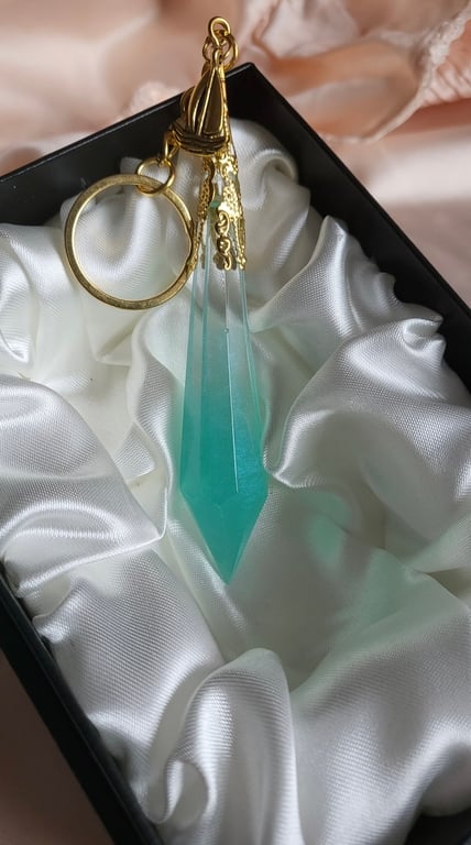 Aqua And Gold Sea Side Themed Resin Crystal Keyring