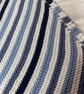 White with blue stripes baby blanket in 100% cotton yarn - Image 4