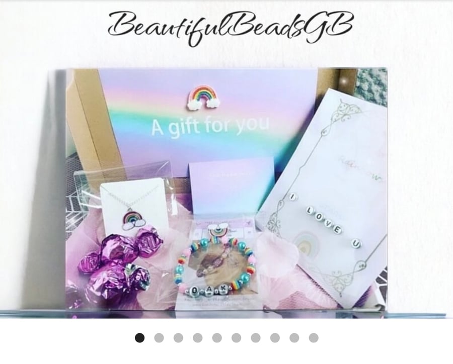 Rainbow gift box jewellery set necklace bracelet set 