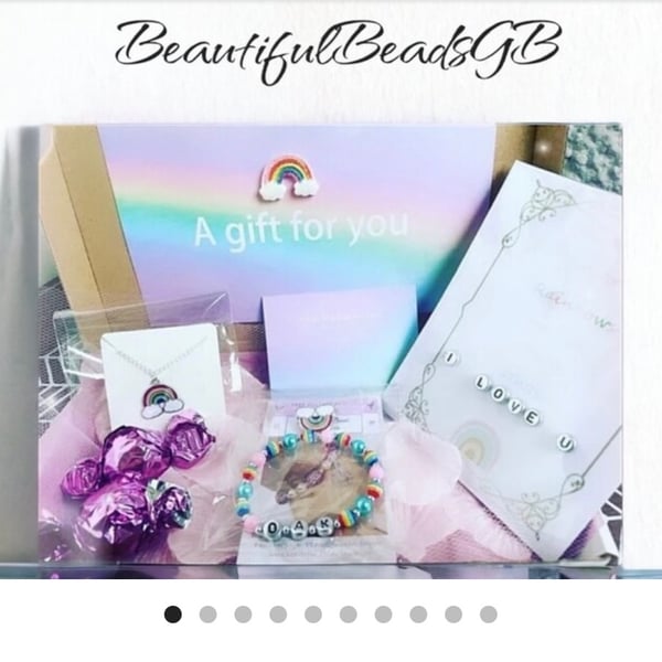 Rainbow gift box jewellery set necklace bracelet set 