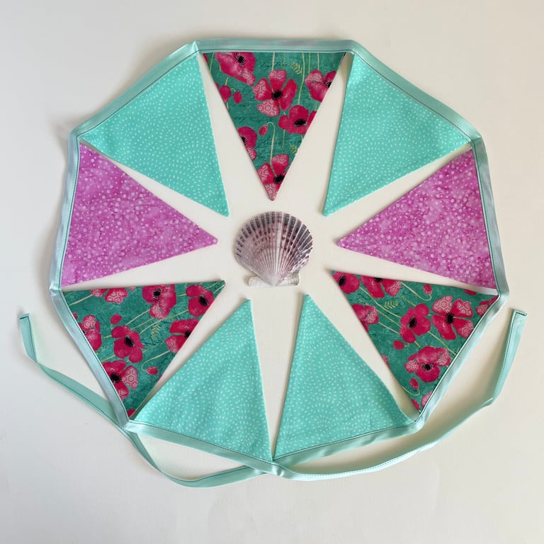 Poppy bunting - small and reversible 