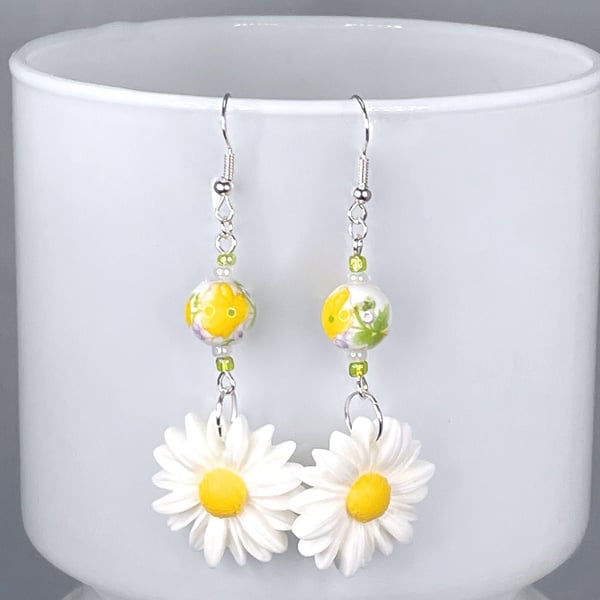 DAISY EARRINGS japanese beads resin porcelain spring summer toho