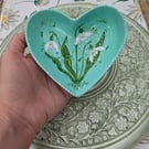 Snowdrop hand-painted ceramic heart ring dish