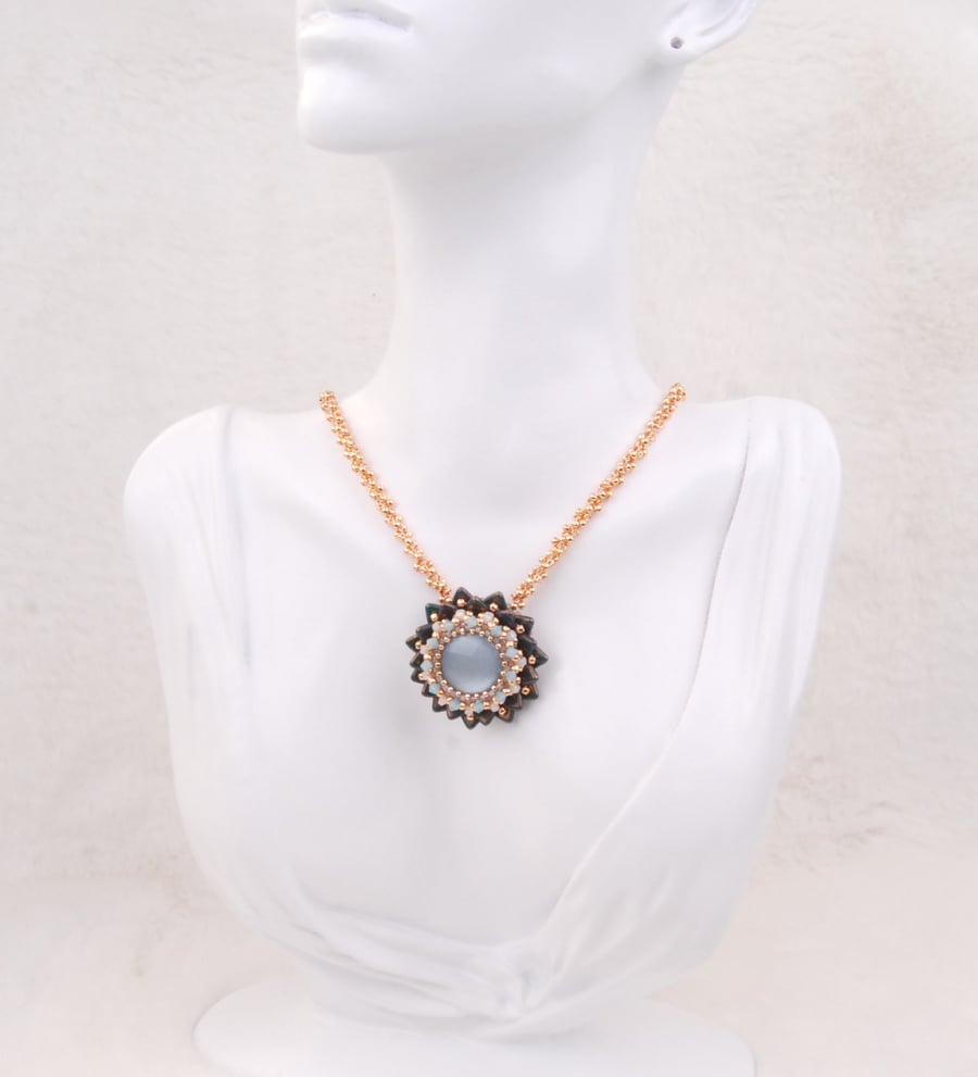 Beaded necklace, Handmade necklace, Flower necklace in blue white and rose gold