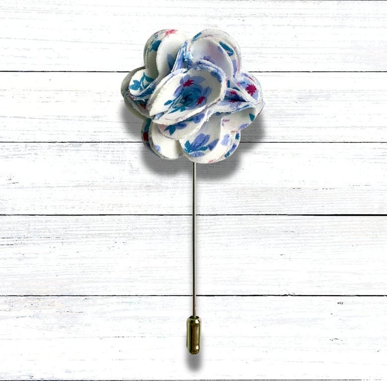 Flower Lapel Pin, White Flower, Wedding Buttonhole, Christmas Gift