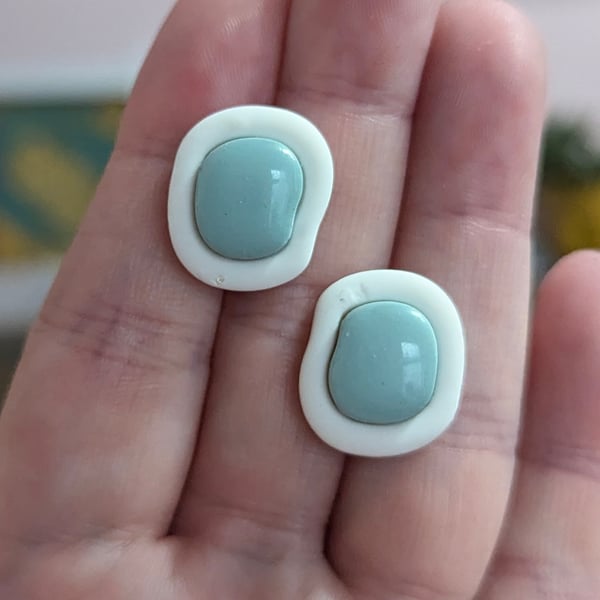 Pastel green cabachon organic pebble stud earrings 