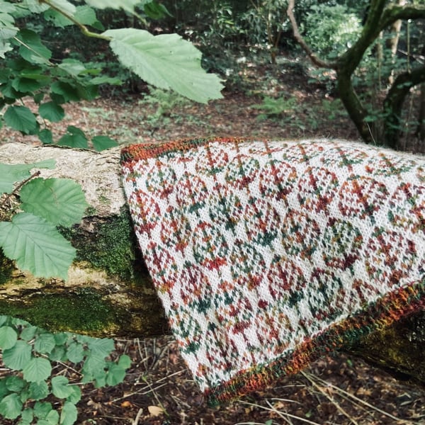 Hand knitted leaf cowl 