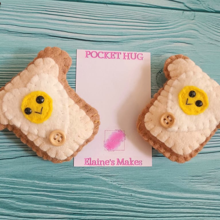 Wool Blend Felt 'Heart Fried Eggs On Toast' Pocket Hug & pocket hug card (0)