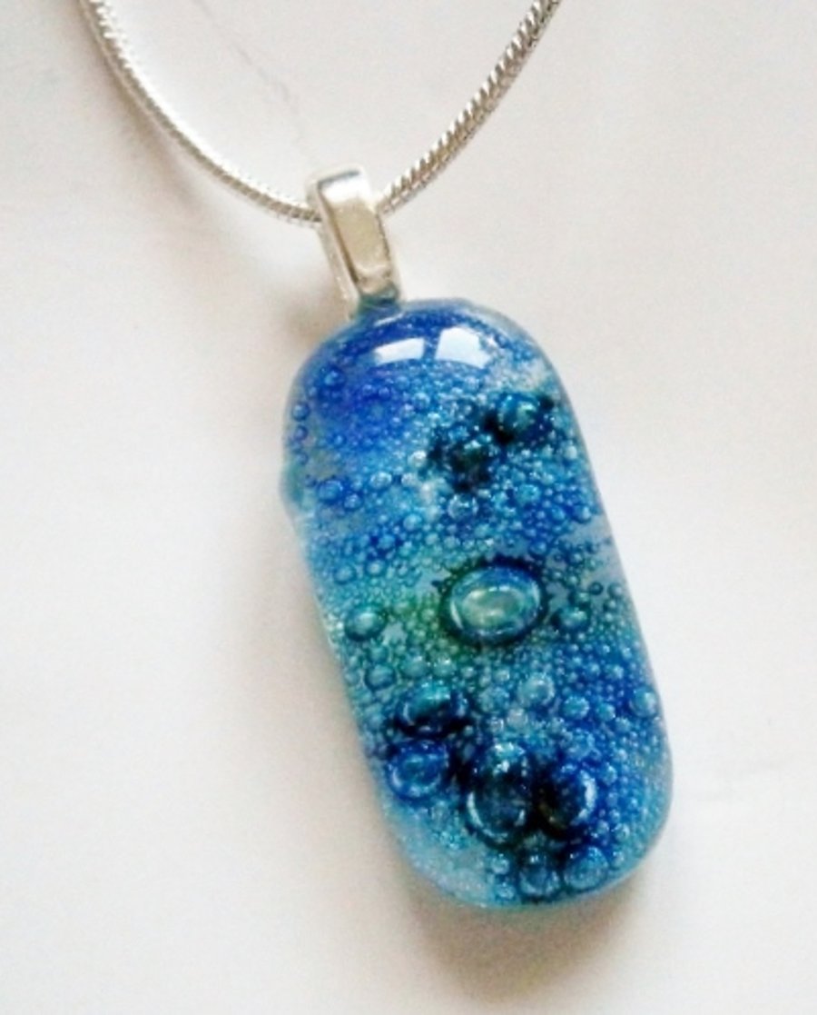 Hand crafted Fused glass Bubbly pendant