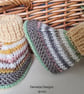 Designer Baby Pure Merino Wool Hand Knitt Booties & Hat Gift Set 0-3 months size - Image 6