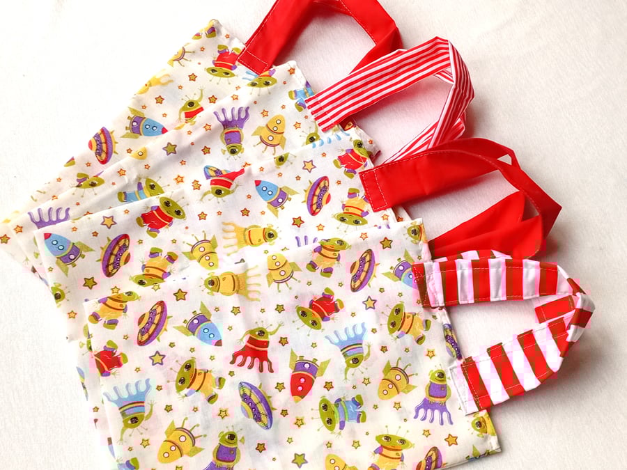 ALIENS on CREAM small tote, RED handles, party, present or book bags x 4