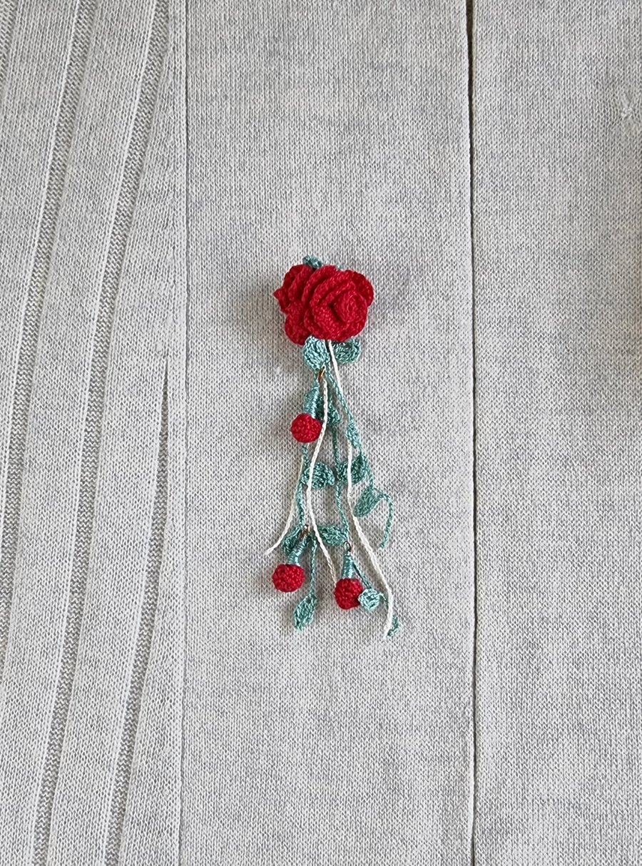 climbing rose brooch