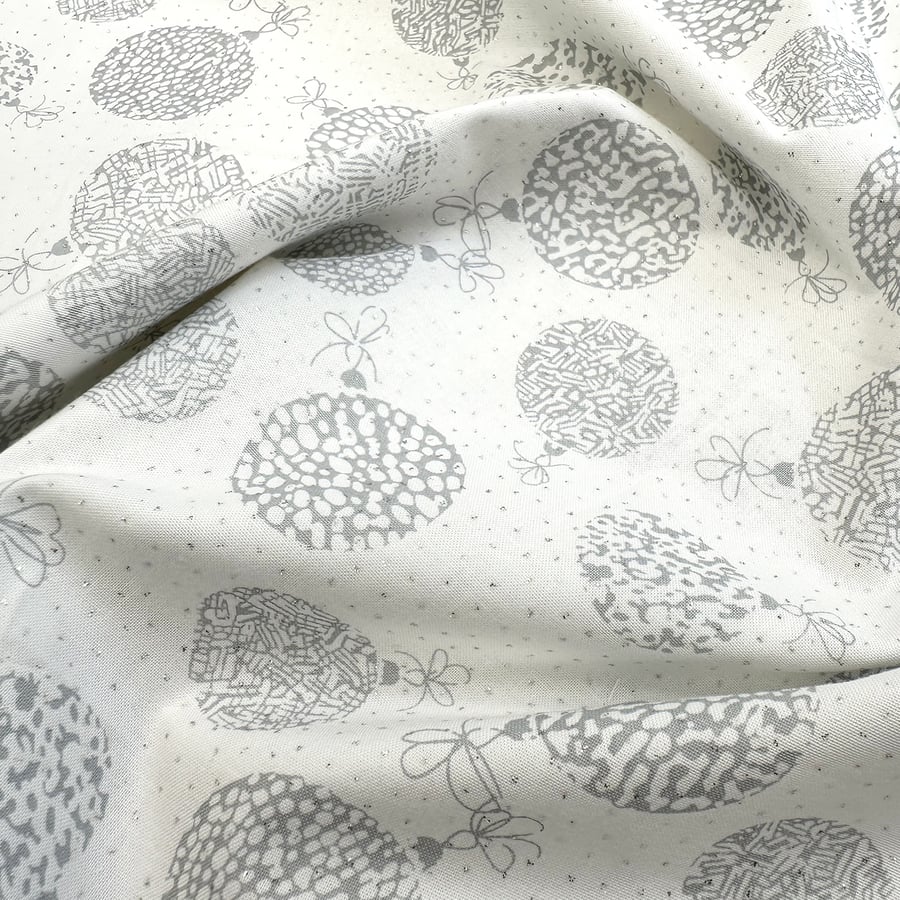 Christmas Fabric Silver Glitter Baubles White Cotton Craft Fabric - 1 Metre