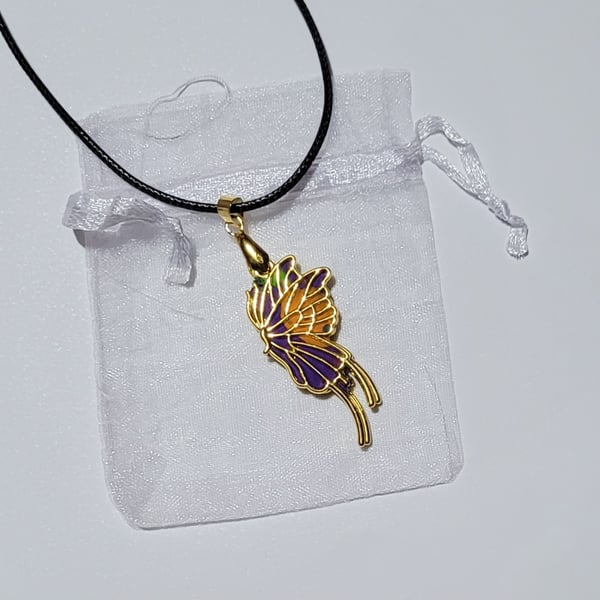 Butterfly pendant necklace 