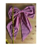 Red & white Ginham oversized bow - Image 5