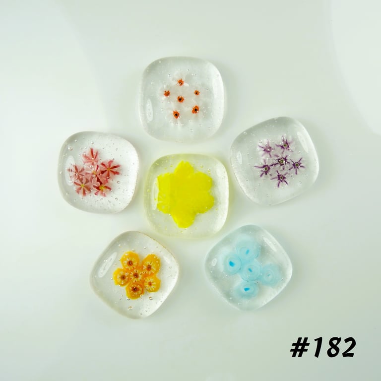 Bag of mixed colours art glass cabochons, for jewellery making, crafting (182)