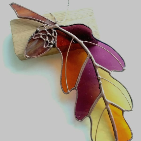Stained Glass Oak Leaf - Amber