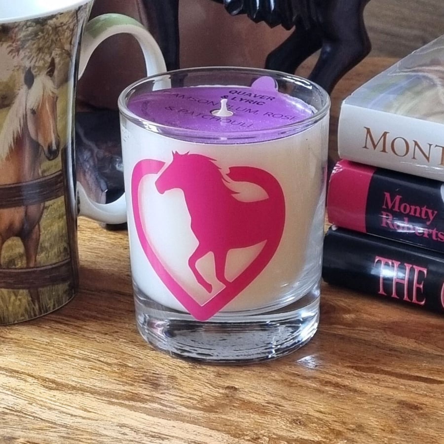 Scented Candle in Glass Fuchsia Horse in Heart 20cl Wax Blend Gift