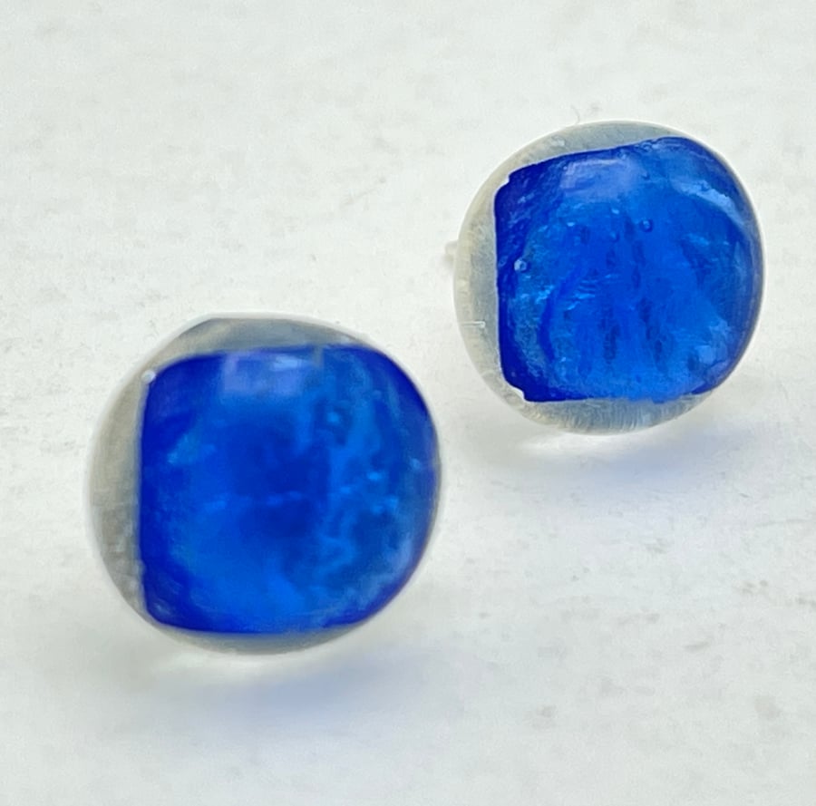 Fine Silver Foil Blue Glass Stud Earrings 