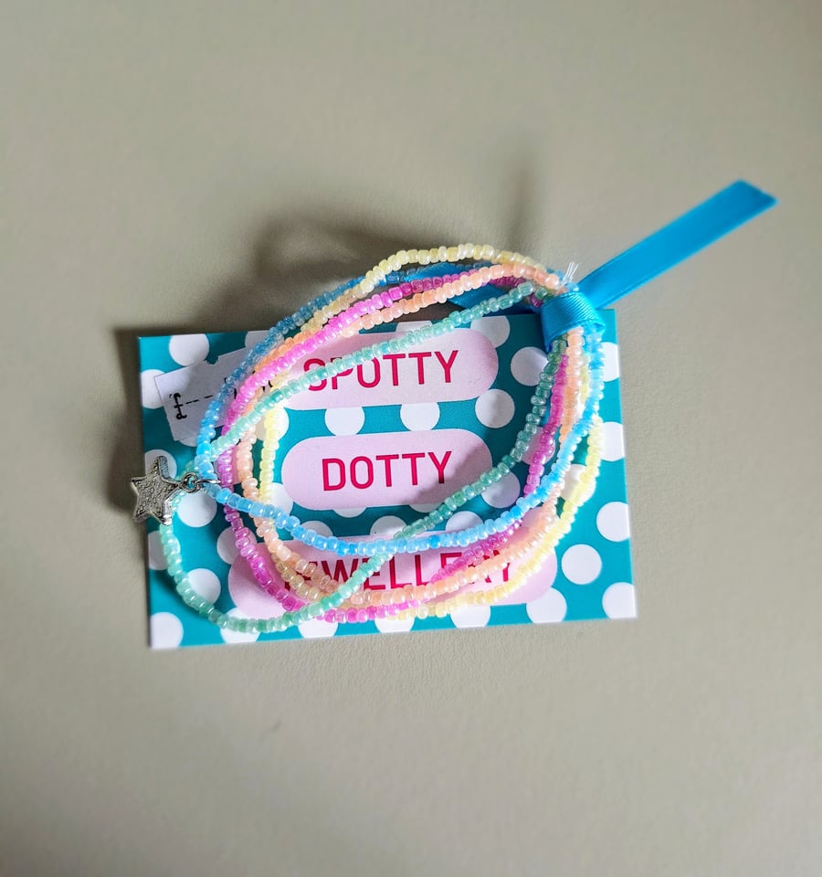 Pastel multi-coloured beaded stretchy bracelets 