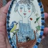 Small figurative dish 