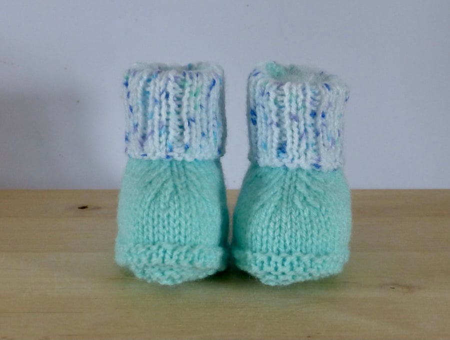 Knitted Baby Booties