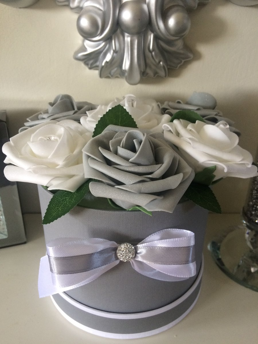 Purchase hat box top