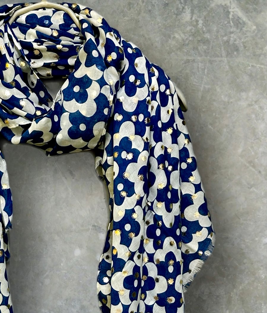 Chic Navy Blue Retro Florals Scarf with Gold Accents for All season,Great Gifts 