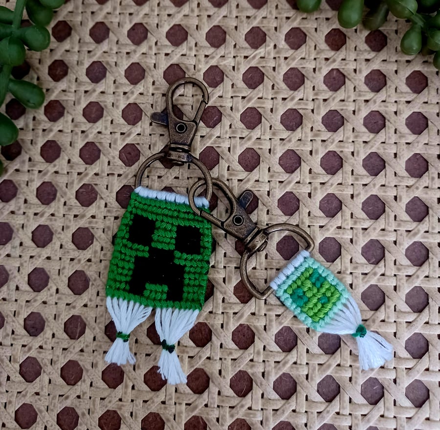 Minecraft Creeper Keyring