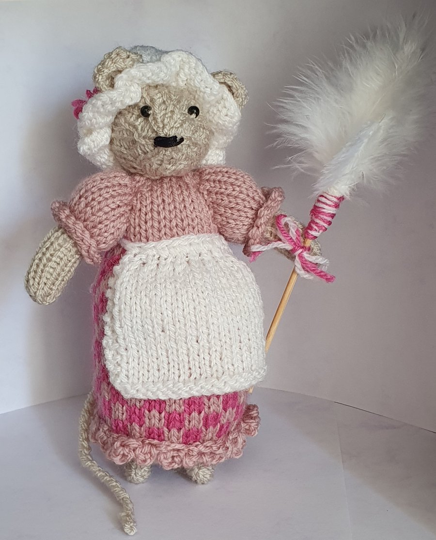 Susan  a Hand Knitted Mouse 