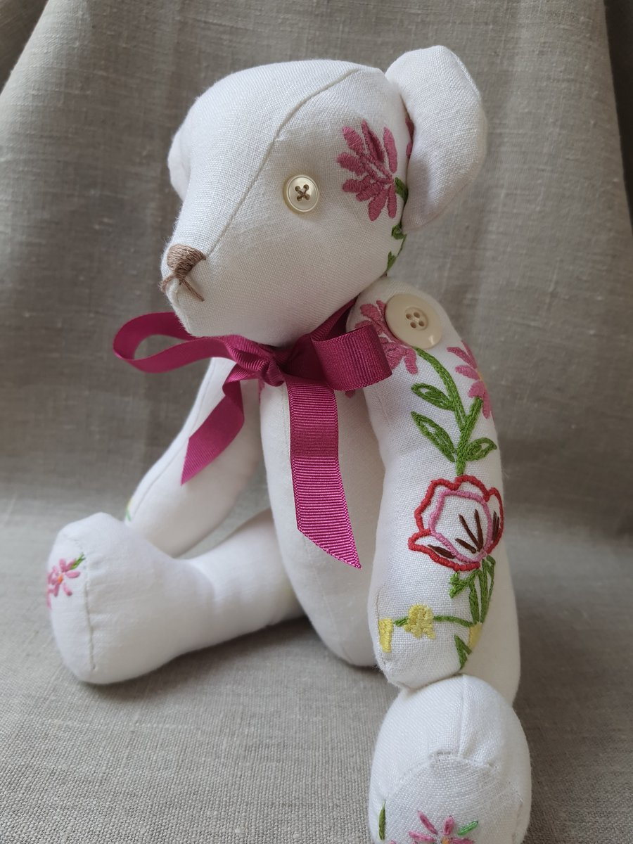 Handmade Vintage Embroidery Bear (Flora)