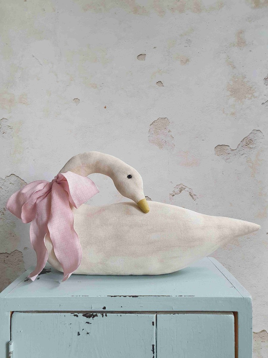 Snow Goose "Gertrude"