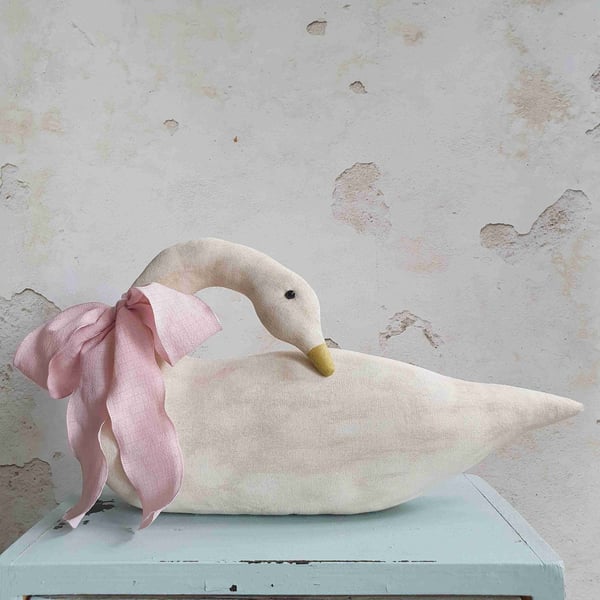 Snow Goose "Gertrude"