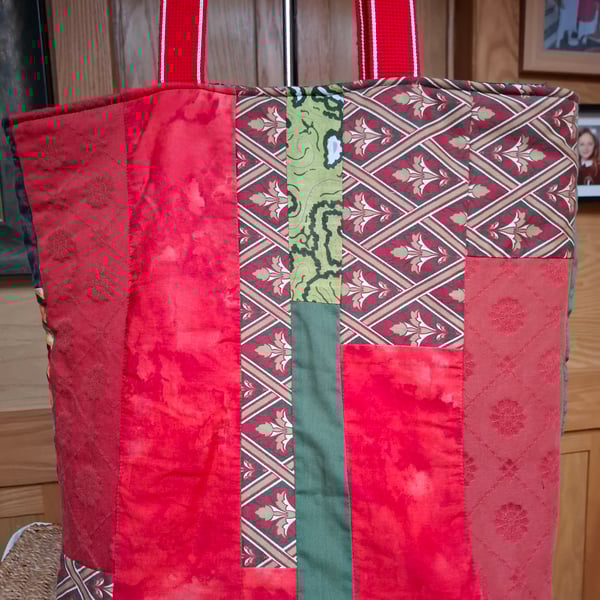 Multicoloured patch tote