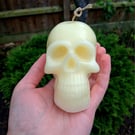 Skull Candle - Beeswax