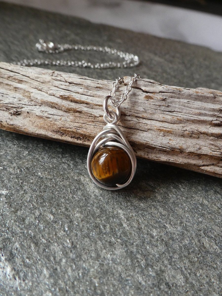 simple sterling silver tigers eye pendant, tigers eye necklace in silver