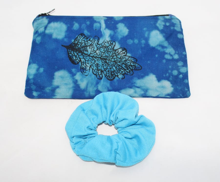 Makeup bag, zip up handprint blue oak leaf print,toiletry bag, pouch,Eco gift