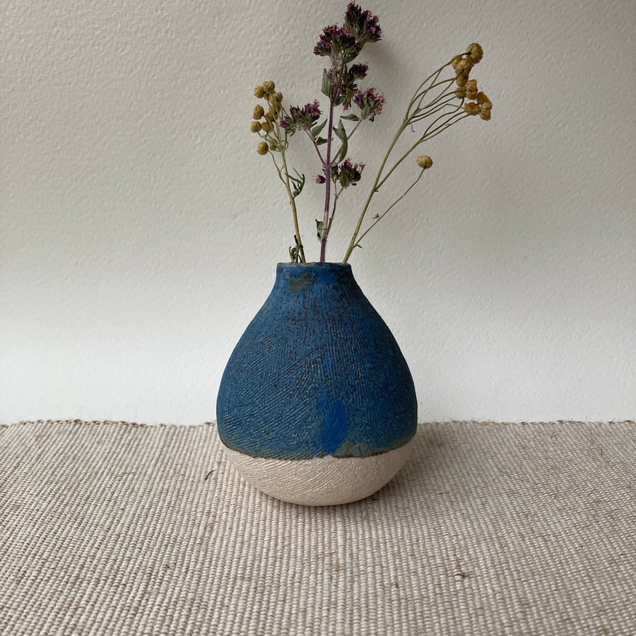 Round Blue Pebble Vase