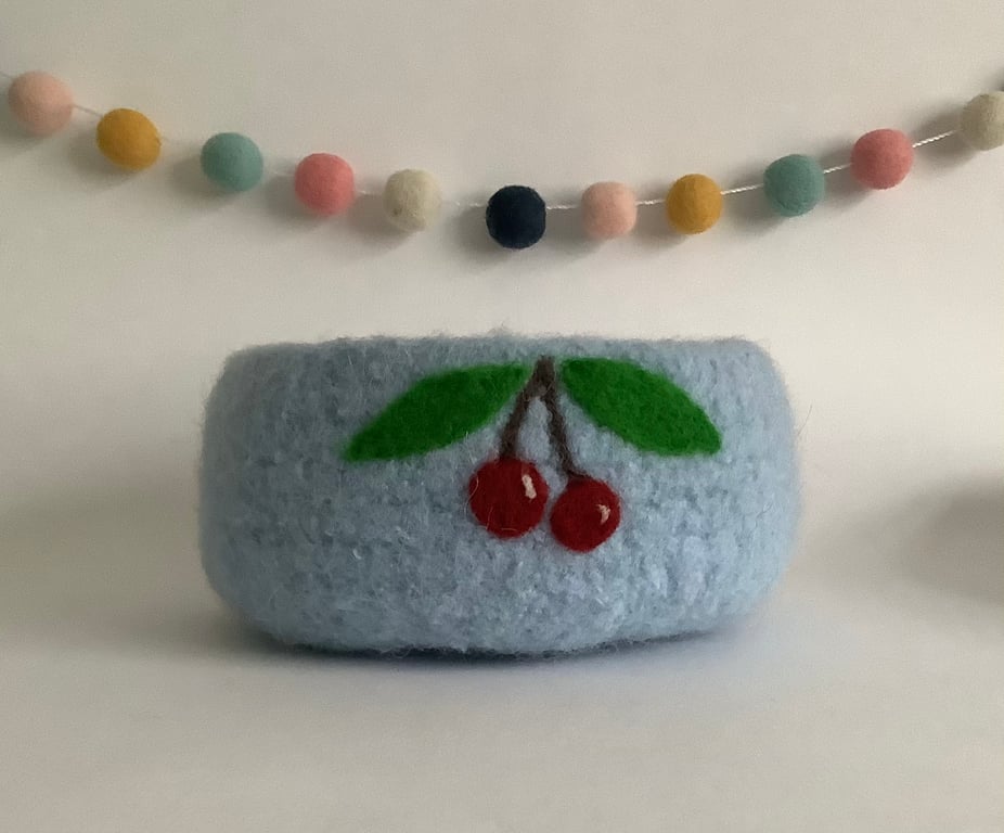 FELTED 'FUSSPOT' BOWL, desk tidy  . Blue, with cherry motif.