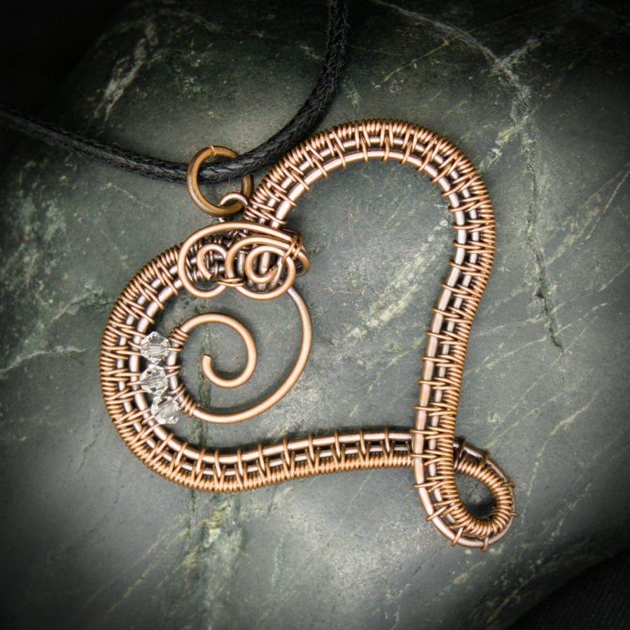 April Copper Heart Birthstone Pendant - Diamond - Clear Crystal Beads