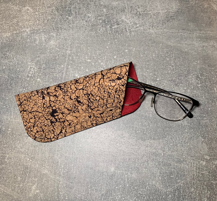 Glasses Case - Antique Crackle & Red Wine