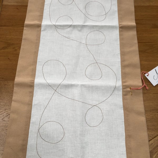 Table runner , Cotton and linen table wear, unique table decoration