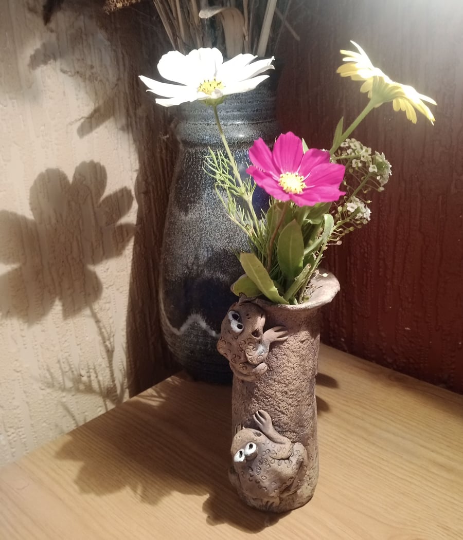 Ceramic Frog Vase stoneware Earthenware Pottery Ornament