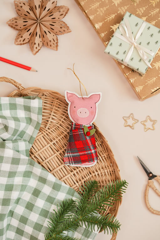 Embroidered Pig in Blanket Decoration