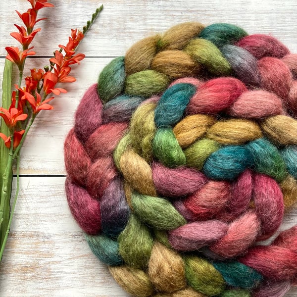 Gotland Spinning fibre 100g Hedge Haw and Sloe
