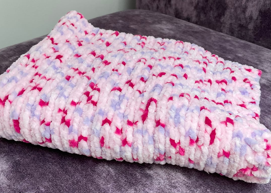 Baby Blanket Hand knitted Speckled Pink Chenille Flutterby 