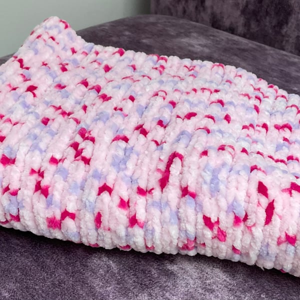 Baby Blanket Hand knitted Speckled Pink Chenille Flutterby 